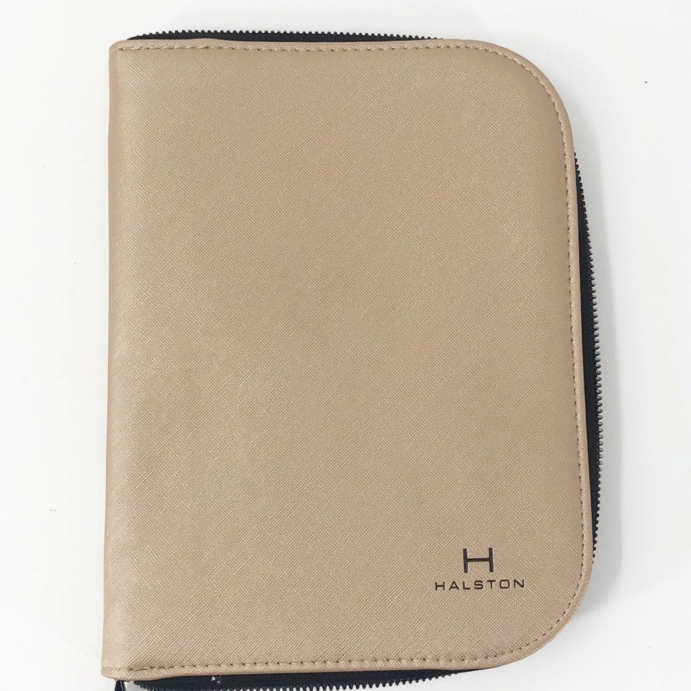 ✅Halston Travel Jewelry Case Tan